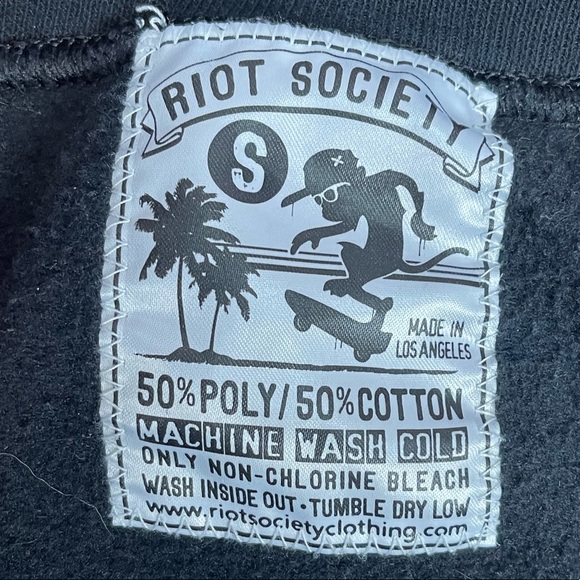 Riot Society size Small Black sweatshirt with Native American Girl - Picture 3 of 3